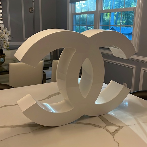 Chanel logo for display - Picture 8 of 8